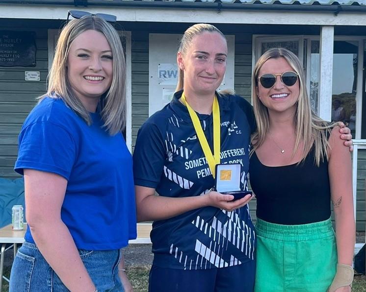 Player of the Match - Kacey Arran with adjudicators Rhiannon Morgan and Olivia James Player of the Match - Kacey Arran with adjudicators Rhiannon Morgan and Olivia James